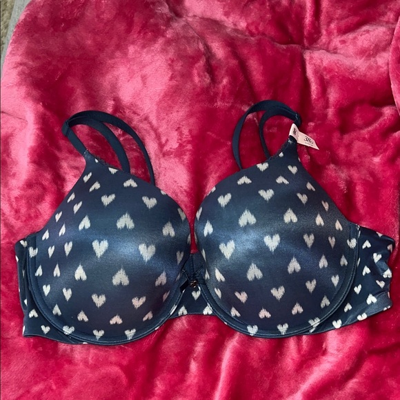 Victoria's Secret Navy Heart Print Bra - Picture 1 of 11